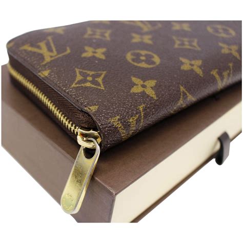 zippy wallet louis vuitton.